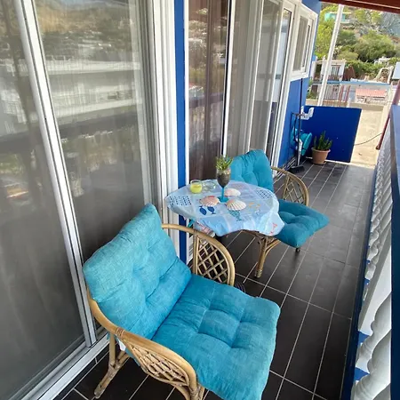 Nikos Meltemi Family Penthouse 아파트 *