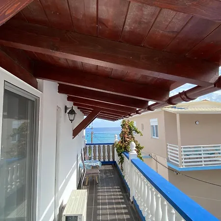 Nikos Meltemi Family Penthouse