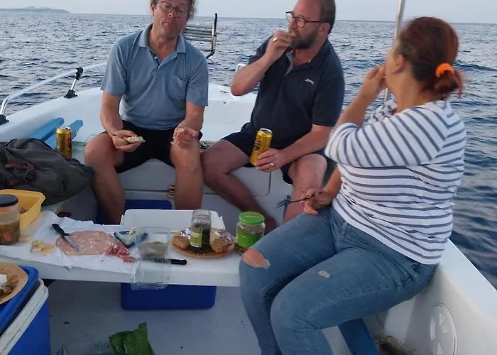 Nikos Meltemi Family Penthouse 아크앤젤로스